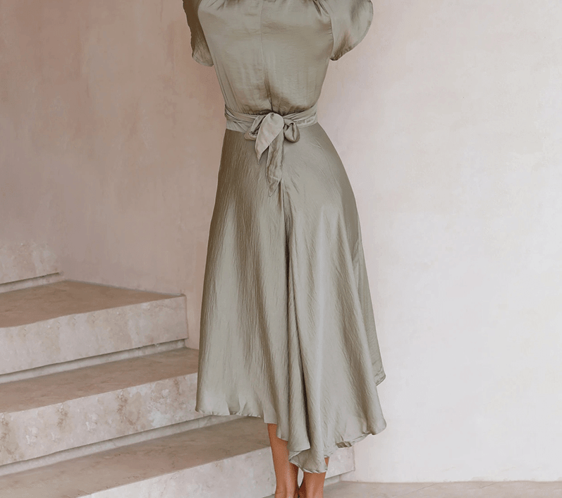 Chic Knee Length Split Dress