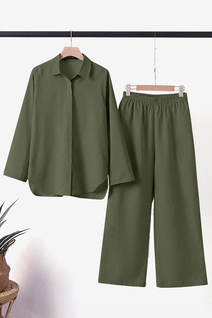 Ladies Classic 2-Piece Fold Down Collar Suit