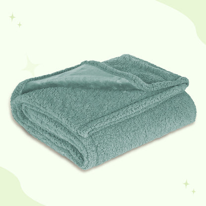 Cozy Waterproof Throw Blanket