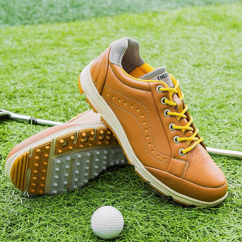 Men's Spike Golf Shoes with Sporty Style