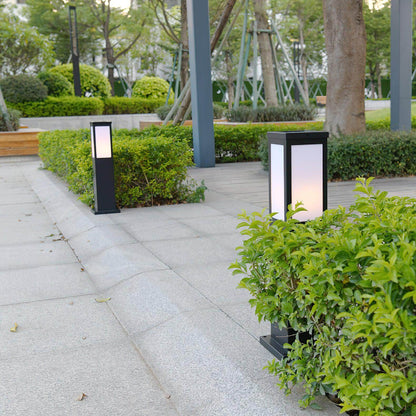 Durable Garden Post Light - Weatherproof Outdoor Lamp