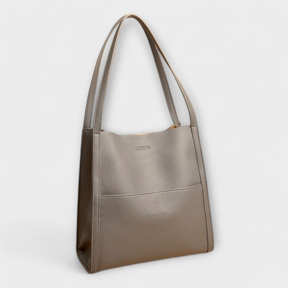 Classic Organized Tote Bag