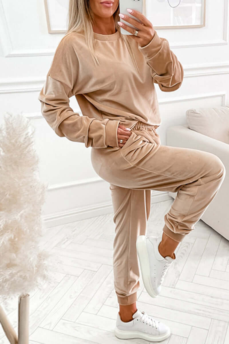 Soft Plush Women's Lounge Wear Set