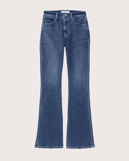 Comfortable Women's Classic Straight Jeans