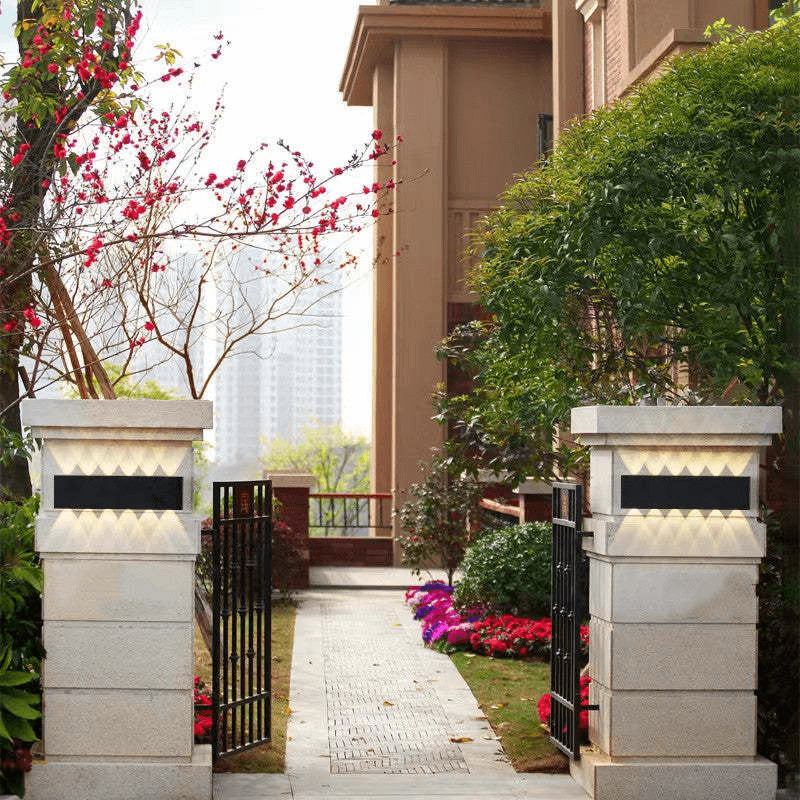 Contemporary LED Outdoor Wall Lamp