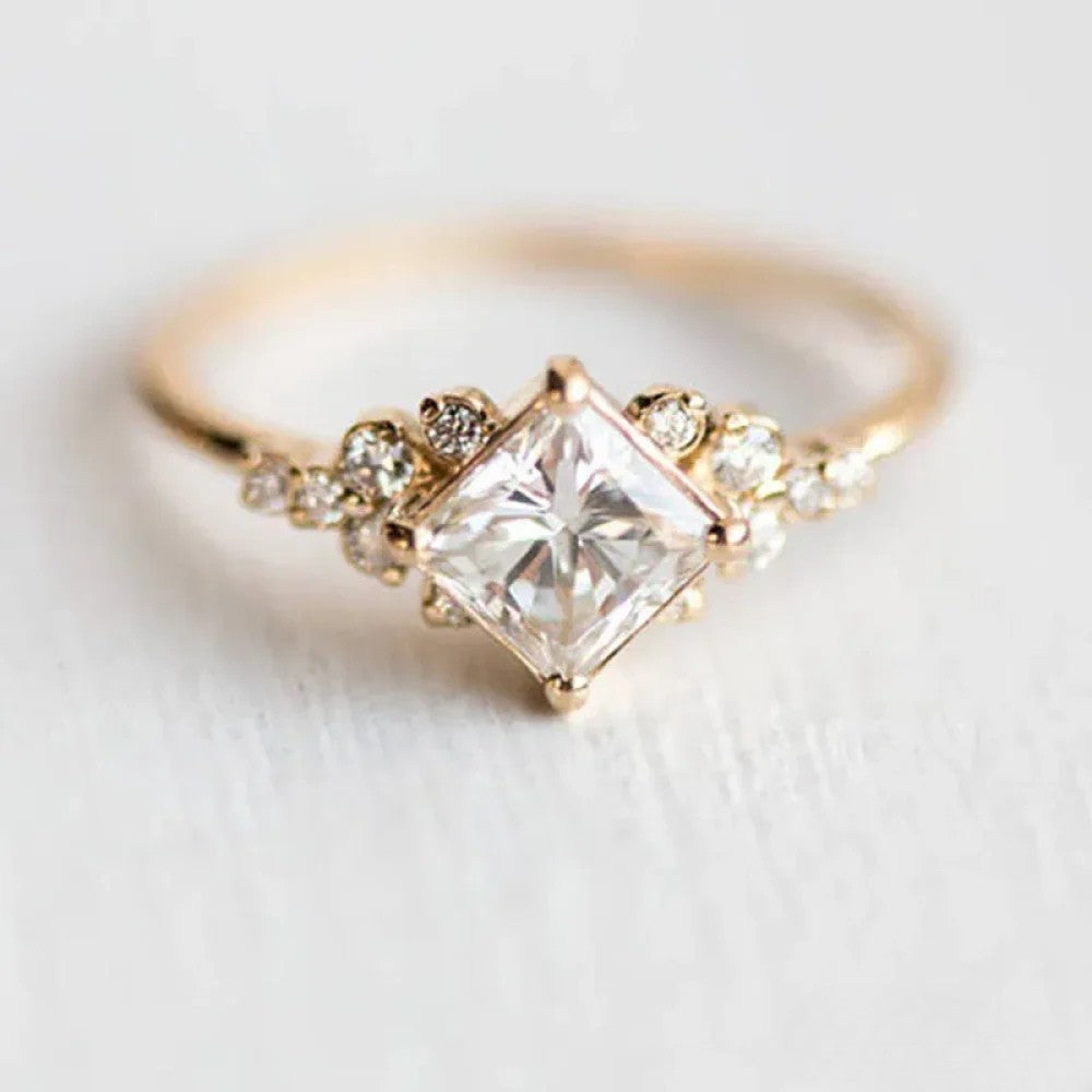 Luxury Crystal Crown Ring - Luxivelle