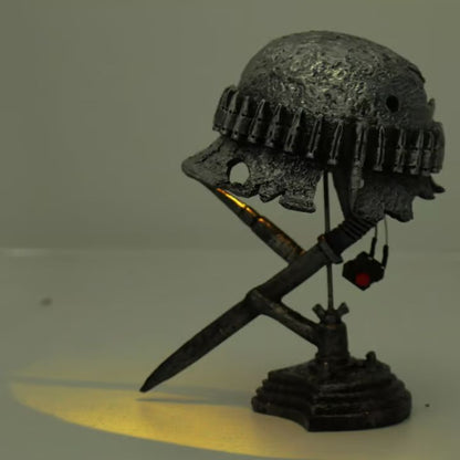 Classic Metal Helmet Desk Lamp