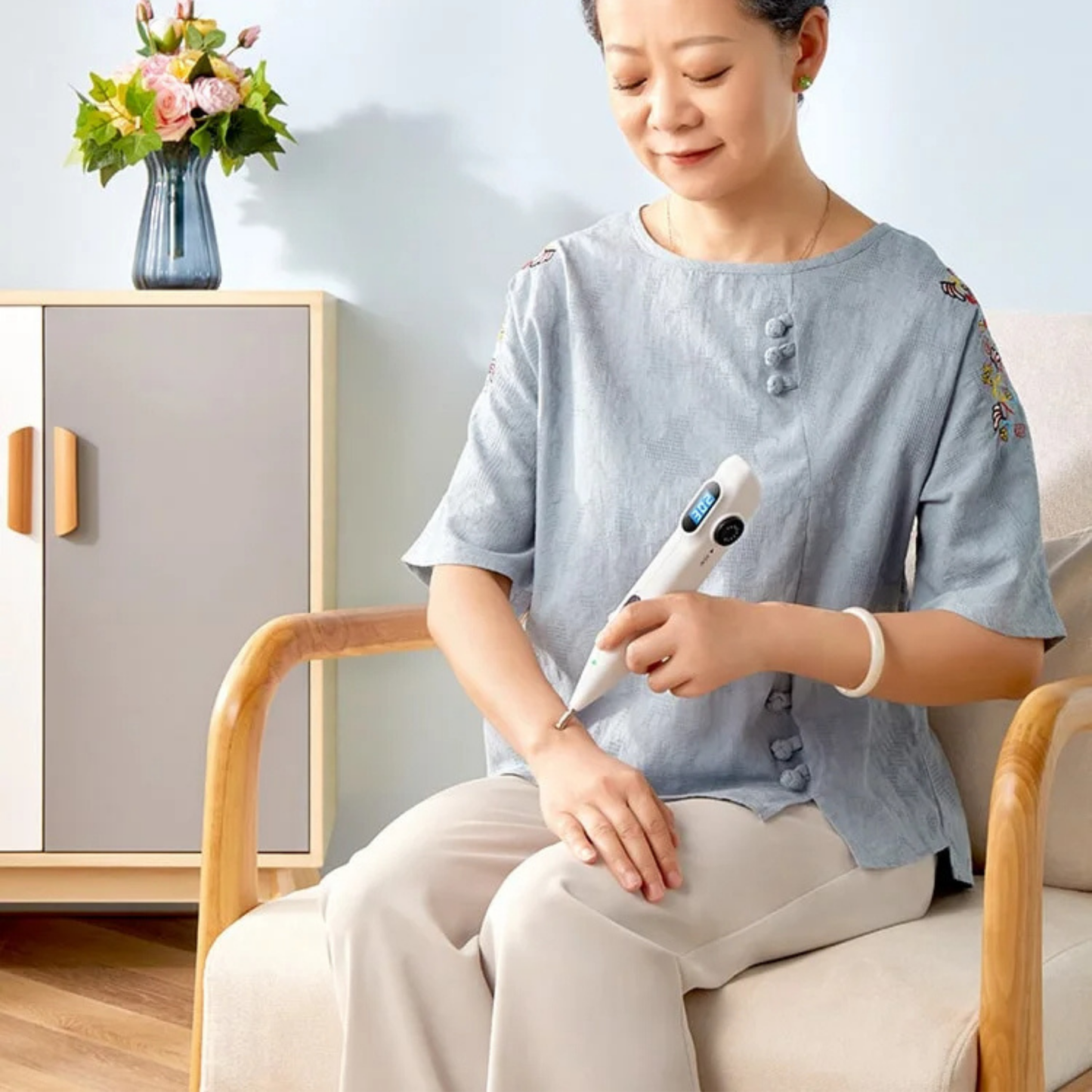 Easy Use Massage Relief Pen for Pain Relief