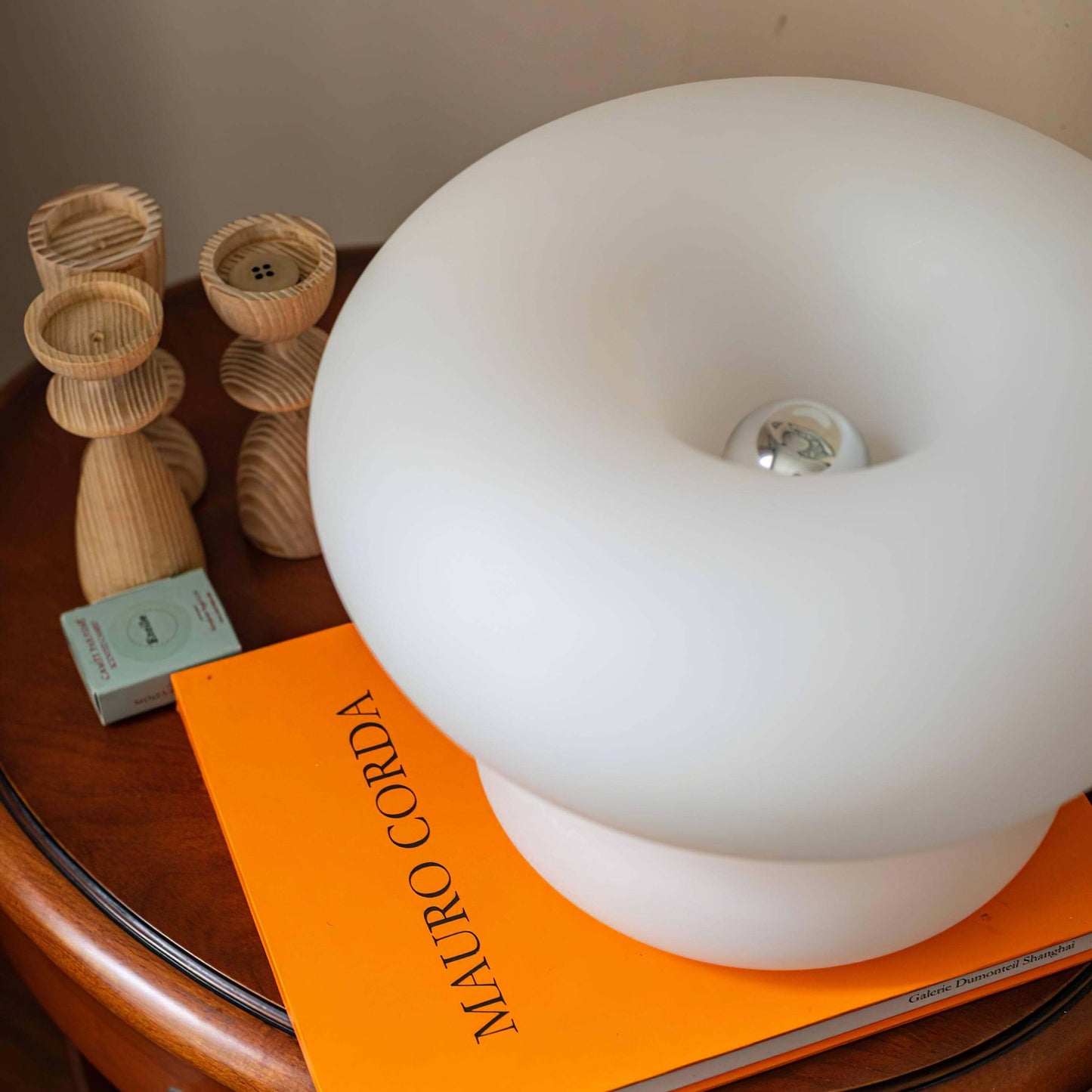 Stylish Metal Base Round Desk Lamp