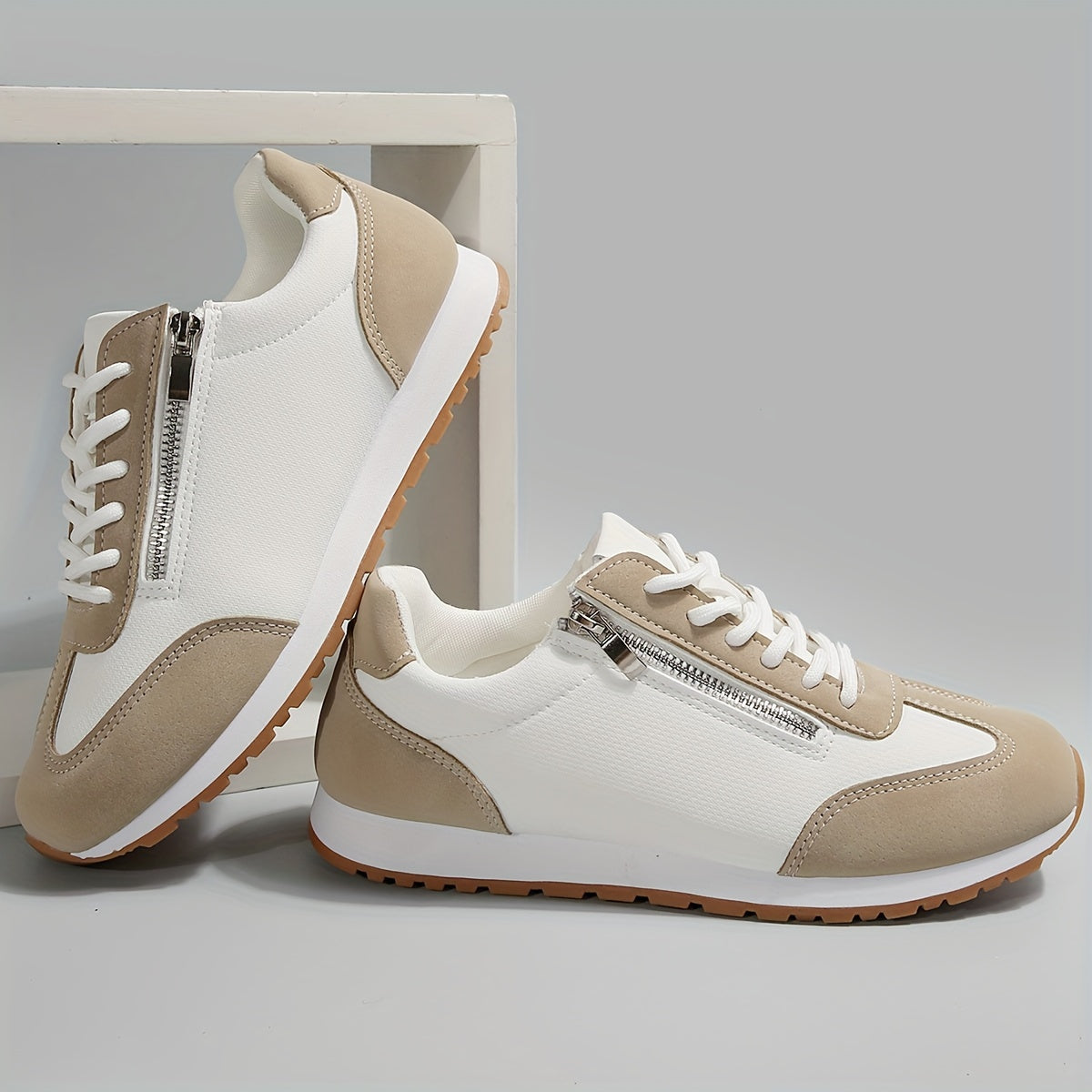 Relaxed Fit Women's Comfort Shoes