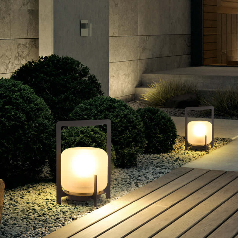 Outdoor Glass Solar Powered Garden Light