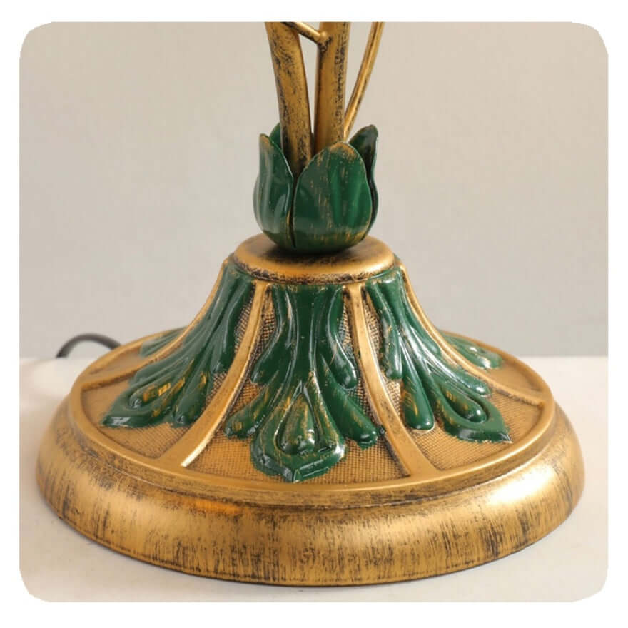 Luxurious Glass Floral Desk Lamp