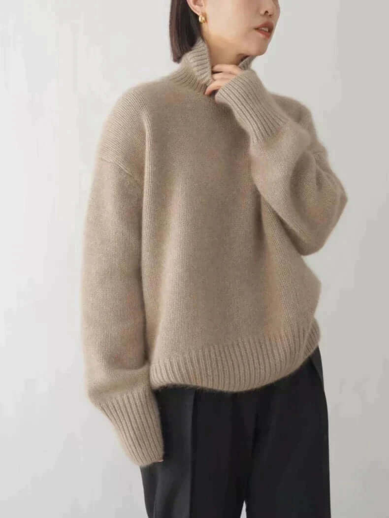 Cozy Women's Crew Neck Knit Sweater