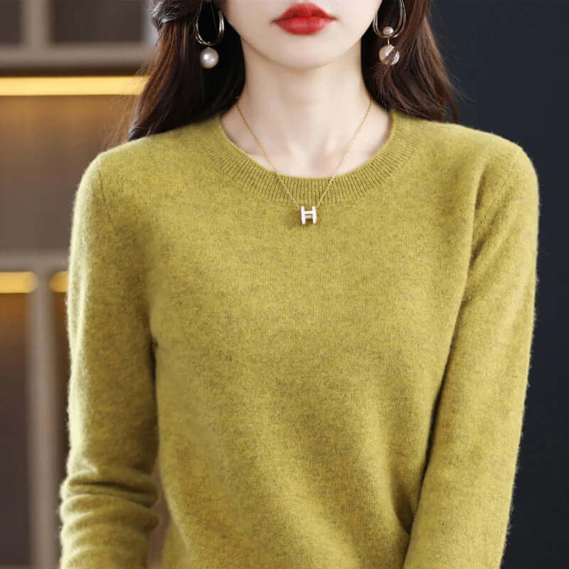 Soft Luxury Cashmere Crew Sweater - Luxivelle