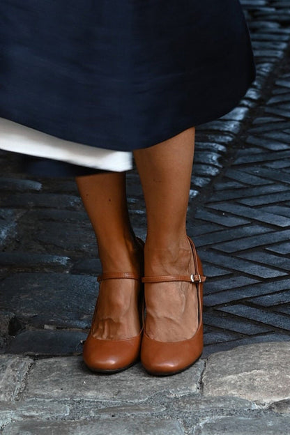 Comfortable Everyday Flat Sandals with Low Heel