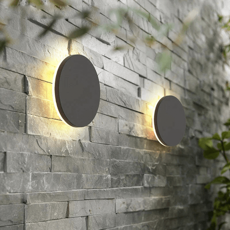 Contemporary LED Exterior Wall Light - Luxivelle