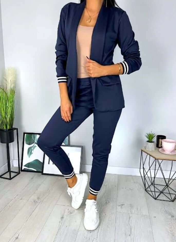 Soft Women's 2-Piece Sweater Outfit