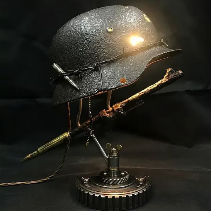 Classic Metal Helmet Desk Lamp - Luxivelle