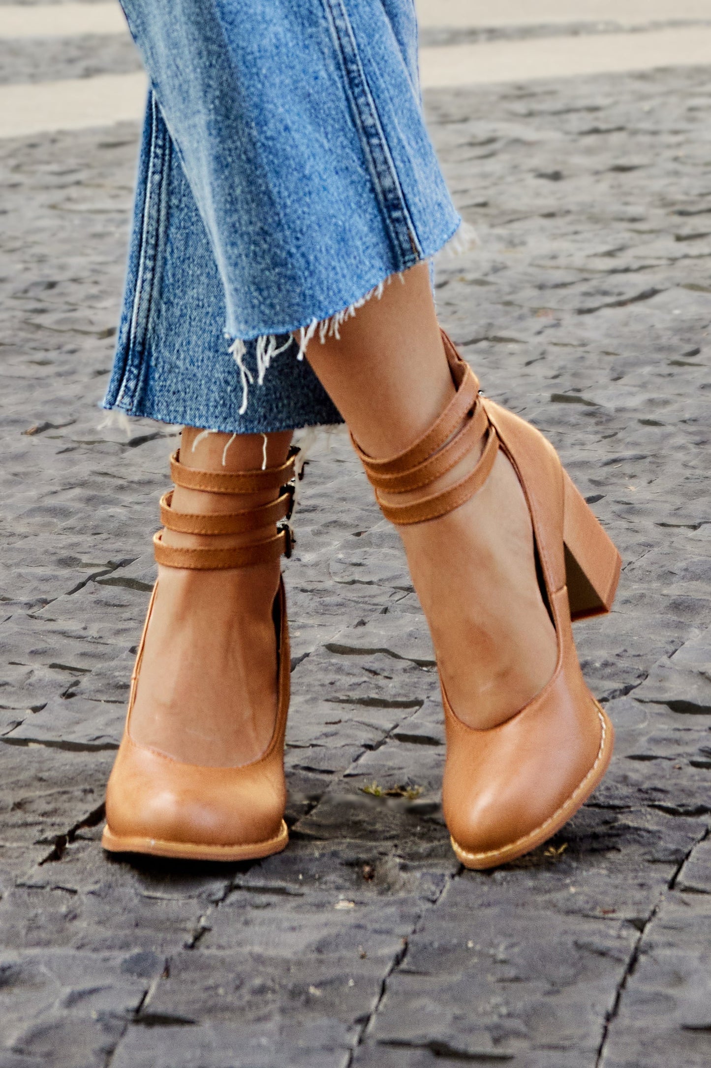 Comfortable Ankle Strap Sandals with Block Heel