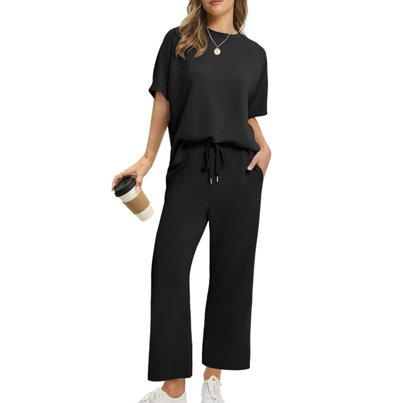 Relaxed Fit Women's Top and Pant Set