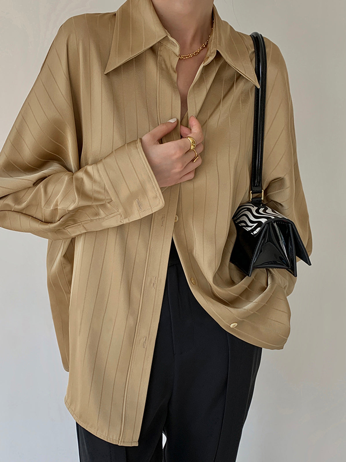 Ladies Loose Fit Casual Button Shirt