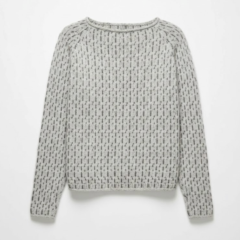 Oversized Cozy Women's Knit Sweater - Luxivelle