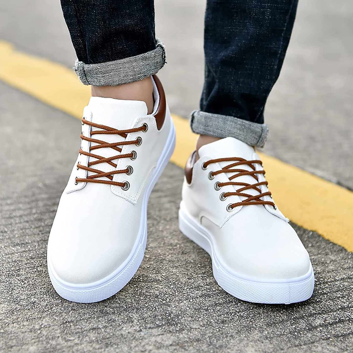 Casual Men's Low Top Lace Sneakers