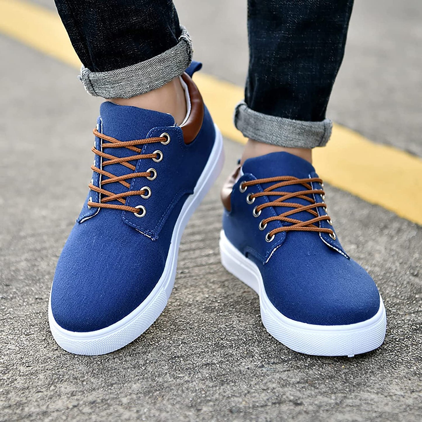 Casual Men's Low Top Lace Sneakers