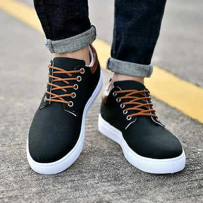 Casual Men's Low Top Lace Sneakers