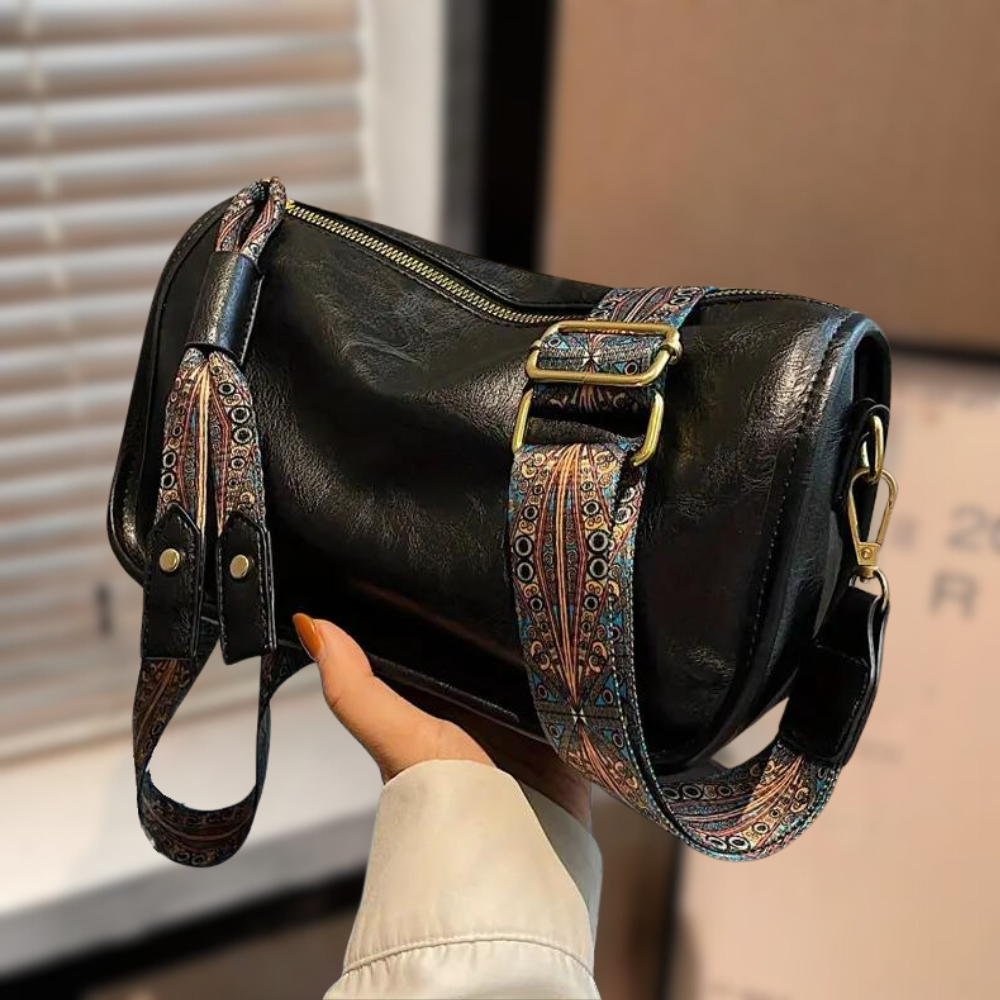 Sophie | Black Shoulder Bag for Women – Stylish Crossbody 1