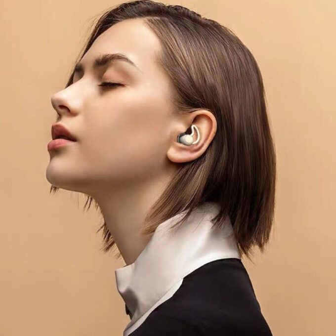 Quiet Comfort Earplugs for Sleep - Luxivelle