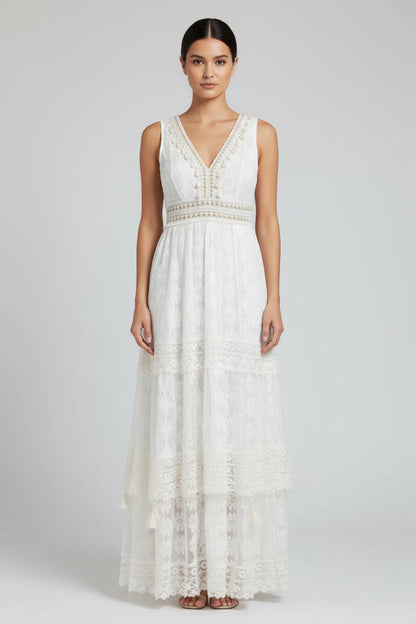 Chic Floral Embroidered Dress - Luxivelle