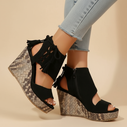 Fashionable Tassel Wedge Heel Sandals for Women