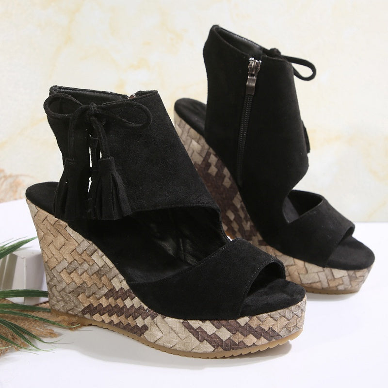 Fashionable Tassel Wedge Heel Sandals for Women