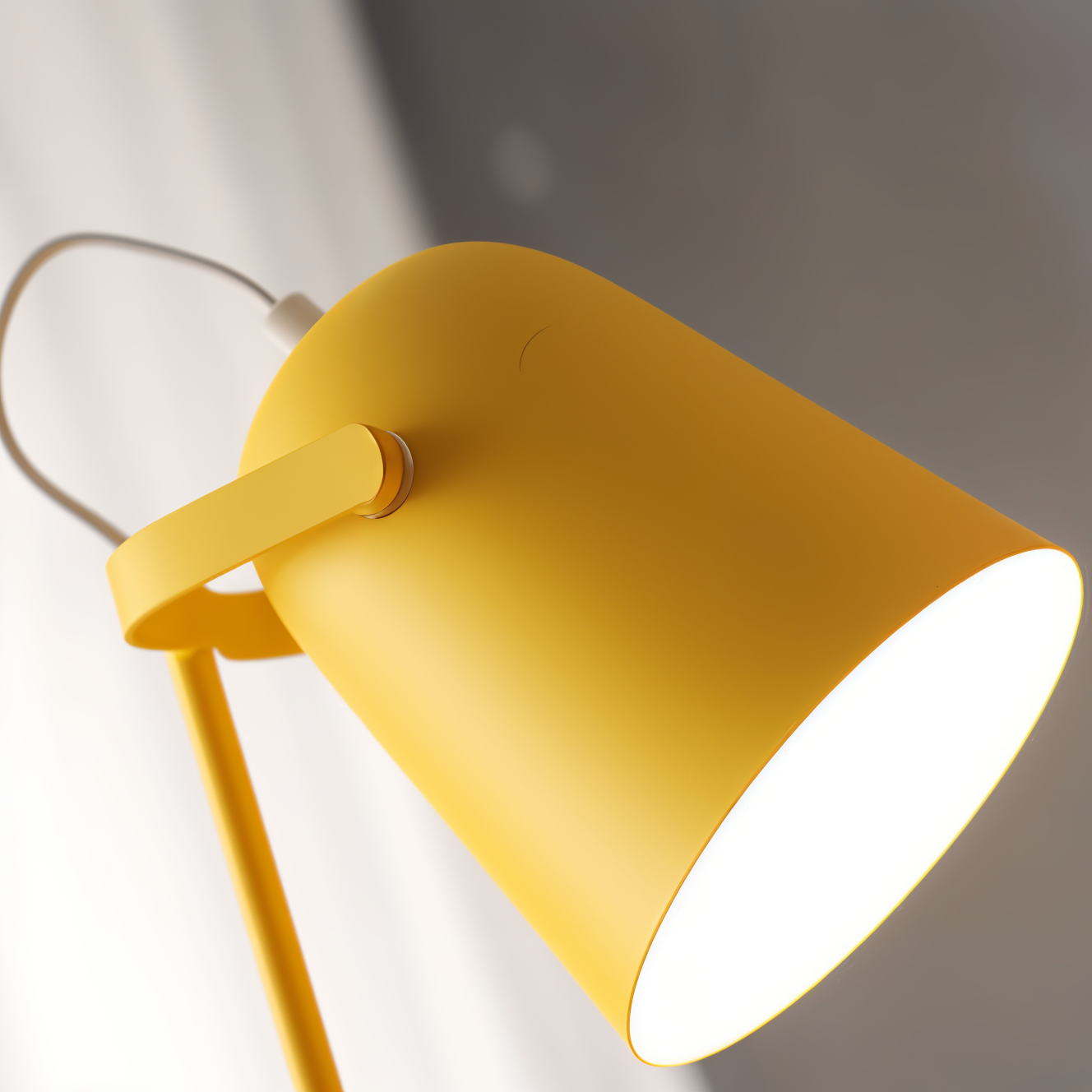 Bright Adjustable Desk Light