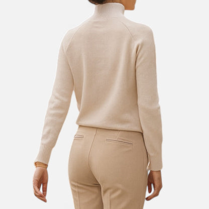 Soft Women's Crew Neck Cashmere Sweater
