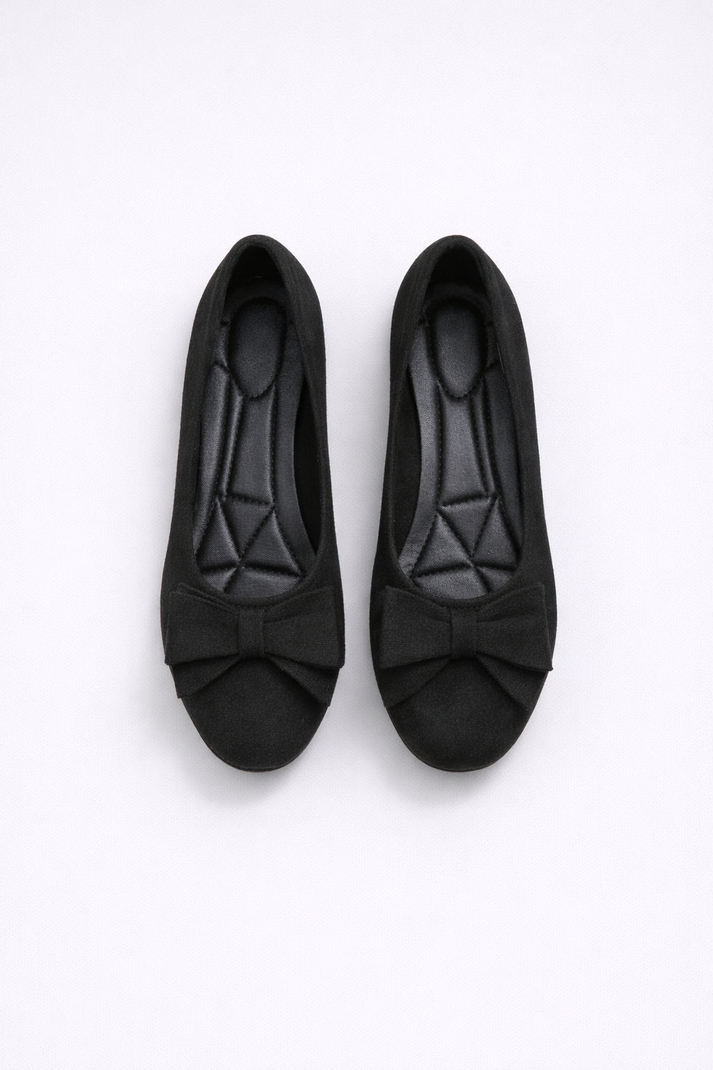 Pretty Ballet Flats with Bow Accents