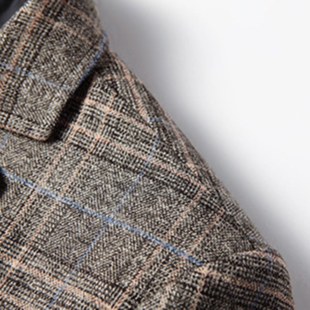 Traditional Checkered Blazer for Men