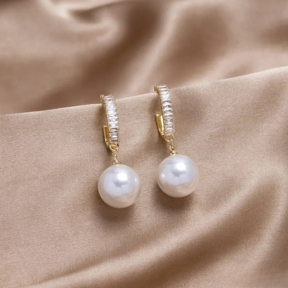 Luxurious Pearl and Diamond Style Earrings - Luxivelle