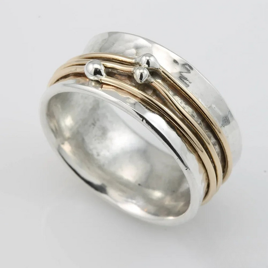 Vintage Style Ring - Luxivelle