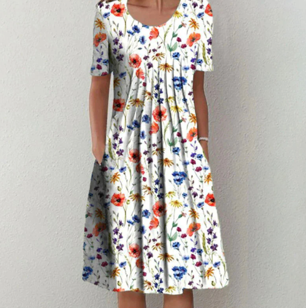 Diva | Summer dress with striking print and loose fit 0