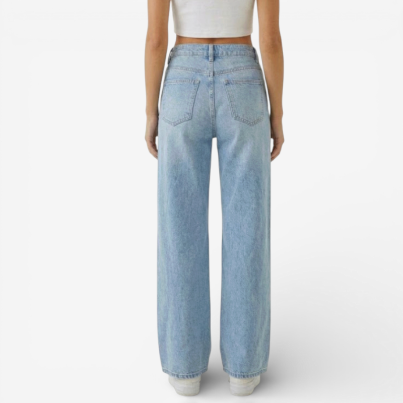 Ladies Comfortable Mid Rise Denim Jeans
