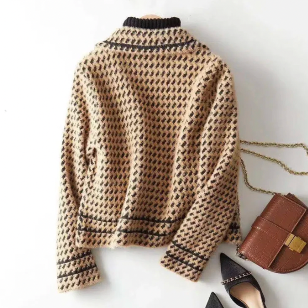 Ladies Cozy Pullover Jacket with Collar