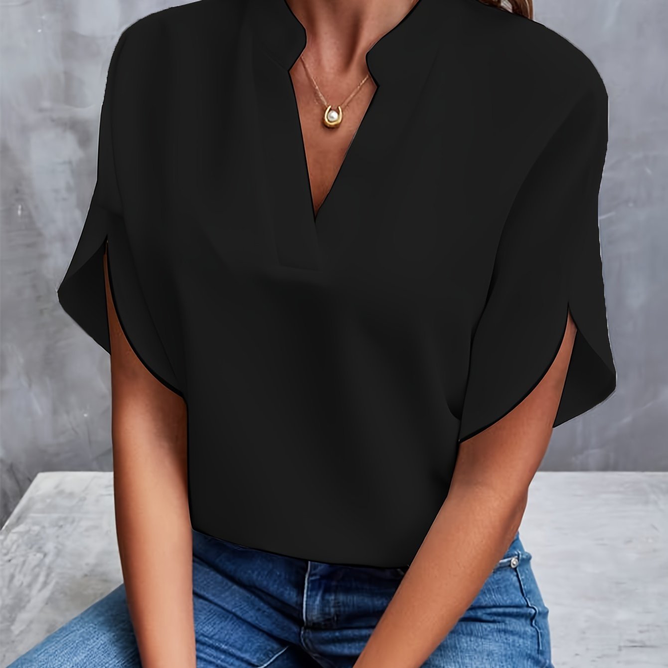 Elegant Blouse | Casual Chic Top with V-Neck and Flowing Sleeves 4
