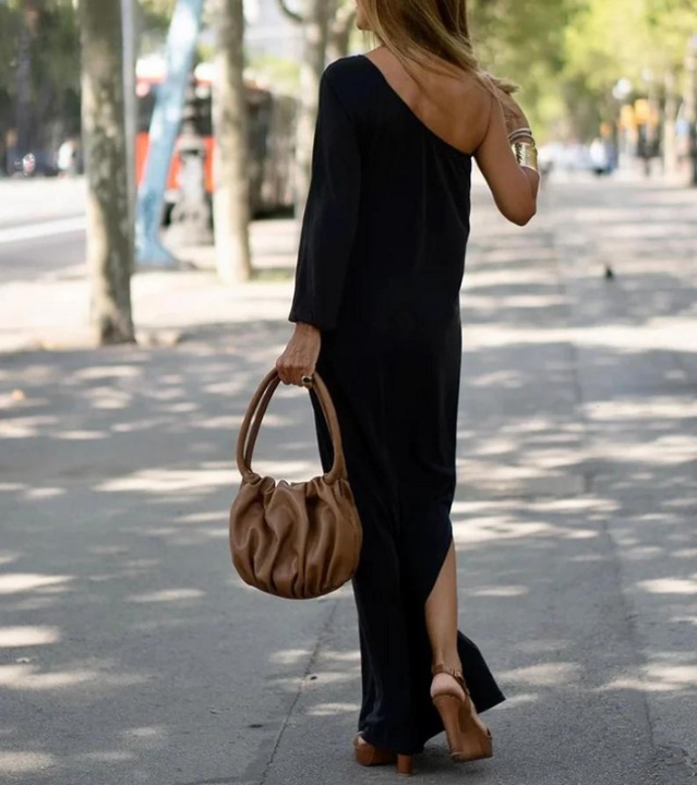 Maya | Elegant Women's Maxi Dress - Flattering Venus Cut, Versatile Style