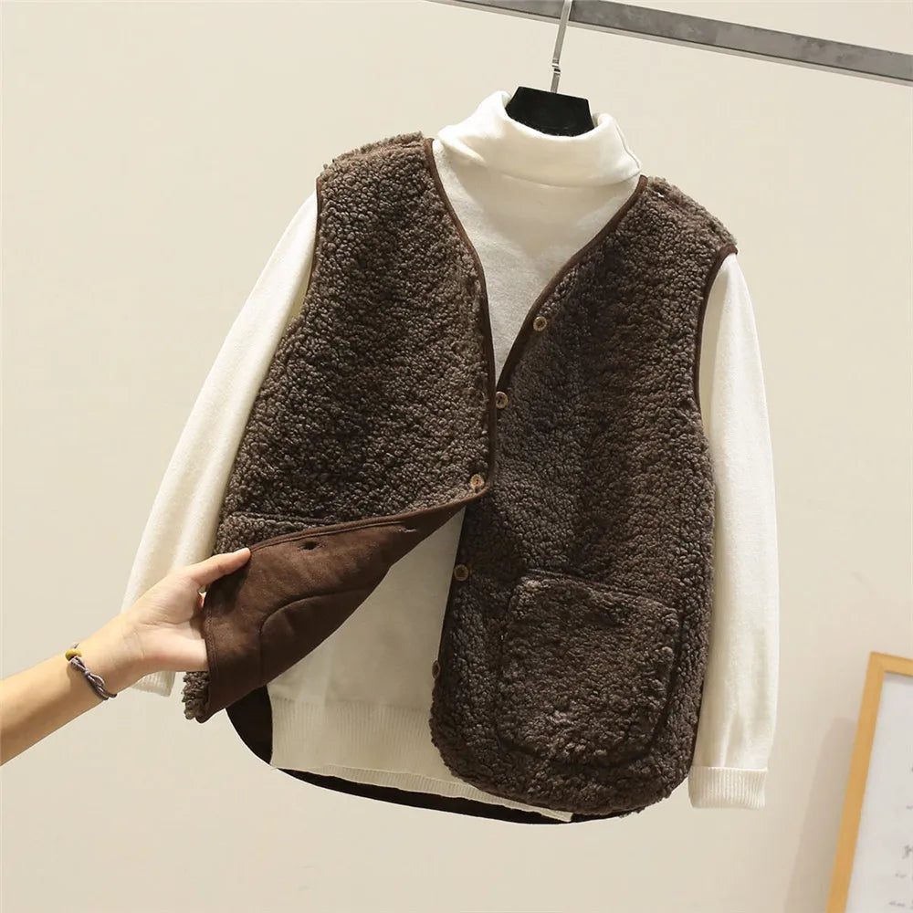 Women's Cozy Fleece Gilet with Pockets