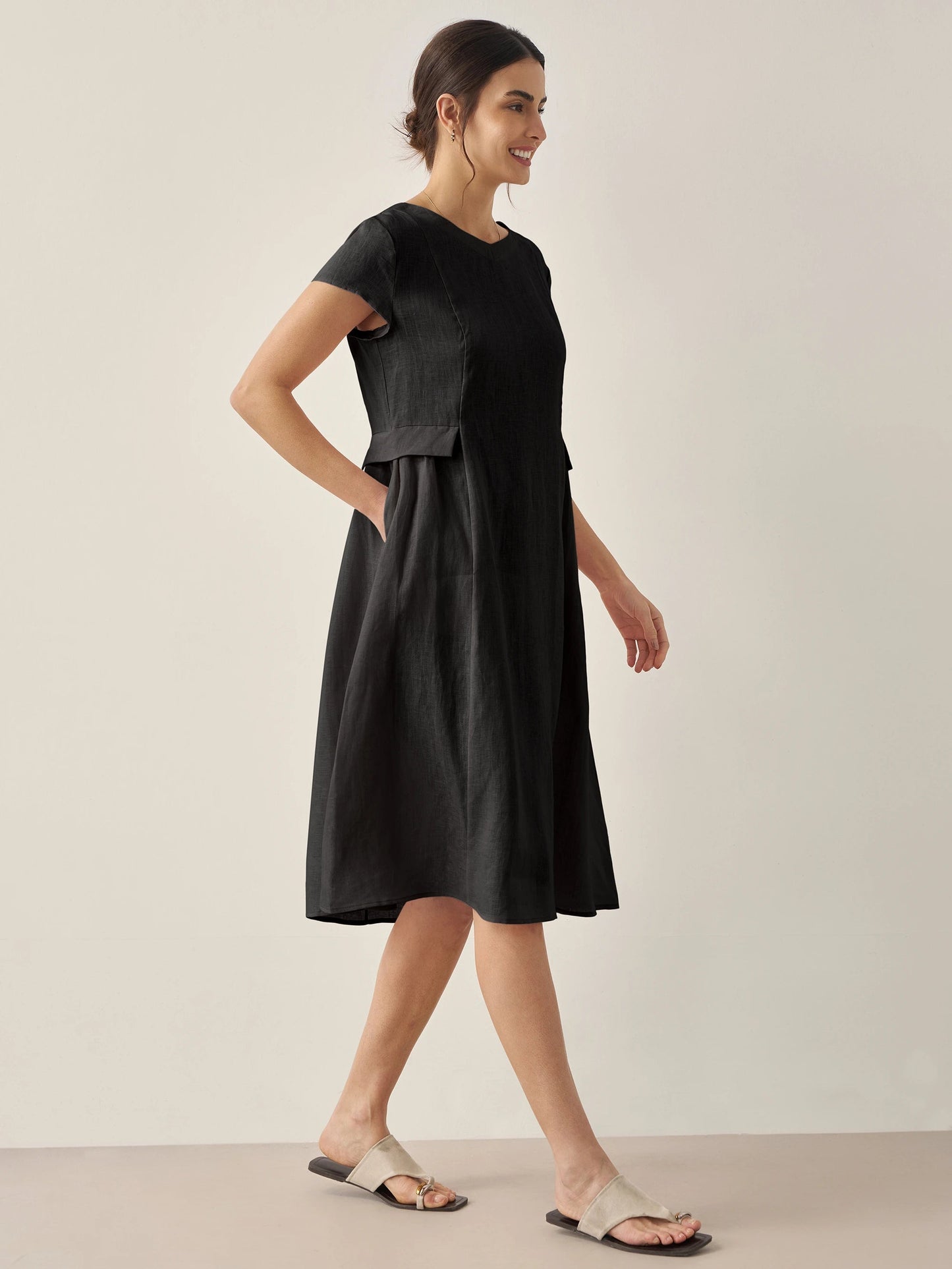 Greta | Midi Summer Dress With V-Neckline