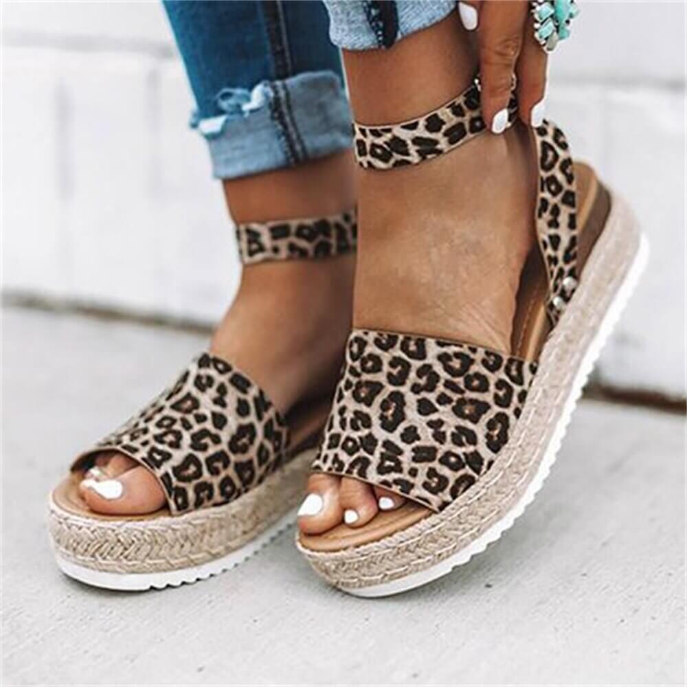 Comfortable Womens Flat Beach Sandals