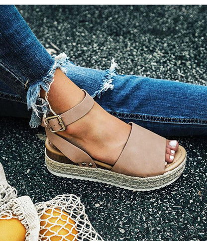 Comfortable Womens Flat Beach Sandals
