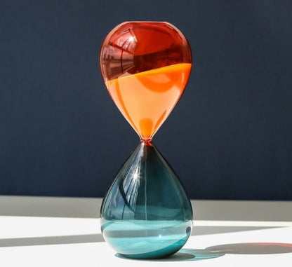 Classic Hourglass Sand Timer in 5, 15, 30, 60 Minutes - Luxivelle